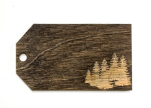 Load image into Gallery viewer, Wood gift tags - Trees